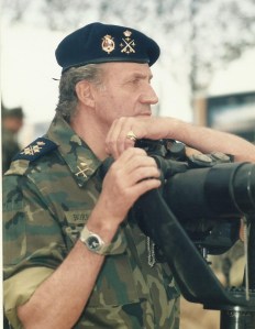 El Ejército. Sus compañeros de Armas.