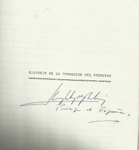 La formación es dura. Largo periodo de formación militar y civil.