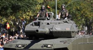 desfile-4-640x640x80