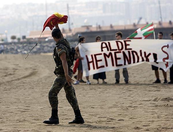 ALGUNAS IDEAS RESPECTO AL SEPARATISMO (General de División Juan Chicharro&nbsp;Ortega)