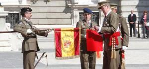 defensa-rey-ejercito-laureada-regimiento-alcantara-011012-portada