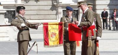 defensa-rey-ejercito-laureada-regimiento-alcantara-011012-portada