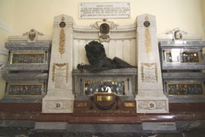 monumento escuela de guerra