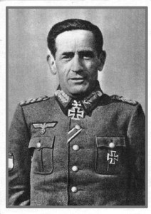 274401489_d8ade103b9