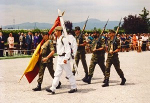 668b4-10417808_296625273874924_6072581661662572331_n2b1