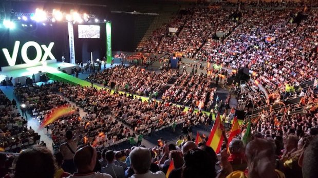 VOX ¿PATRIOTAS DE BALCÓN?  Rafael Dávila Álvarez. General de División&nbsp;(R.)